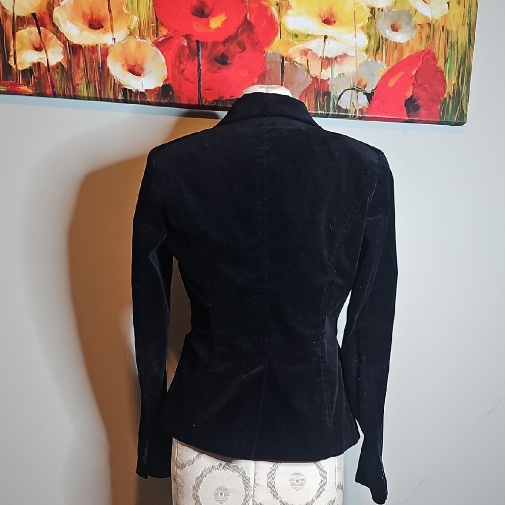Women's Black Velvet Blazer - Picture 3 of 4